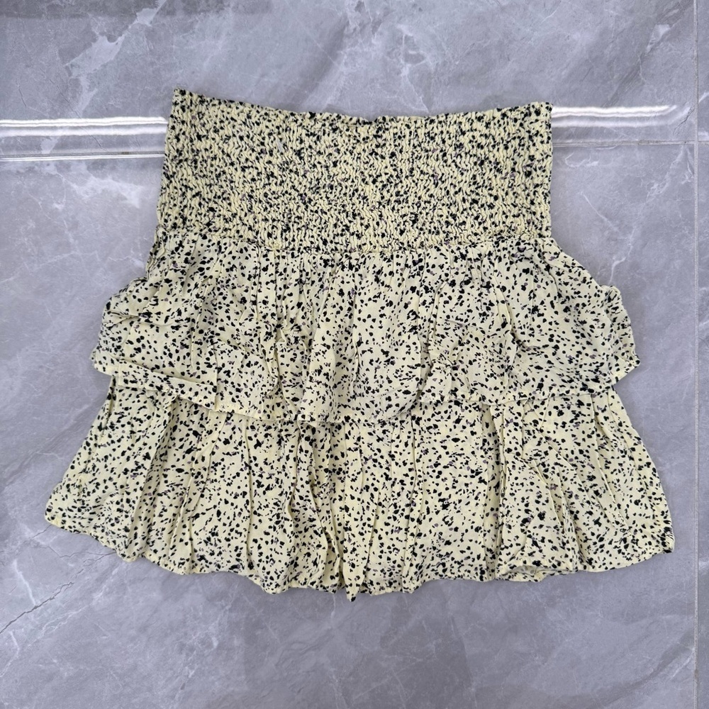 NWOT Women’s Vero Moda Sigrid Spotted Smocked Short Layered Skirt Size XS